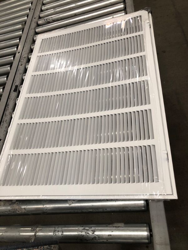 Photo 1 of  Goods Air Return Grille  *** DAMAGED, CORNERS BENT***