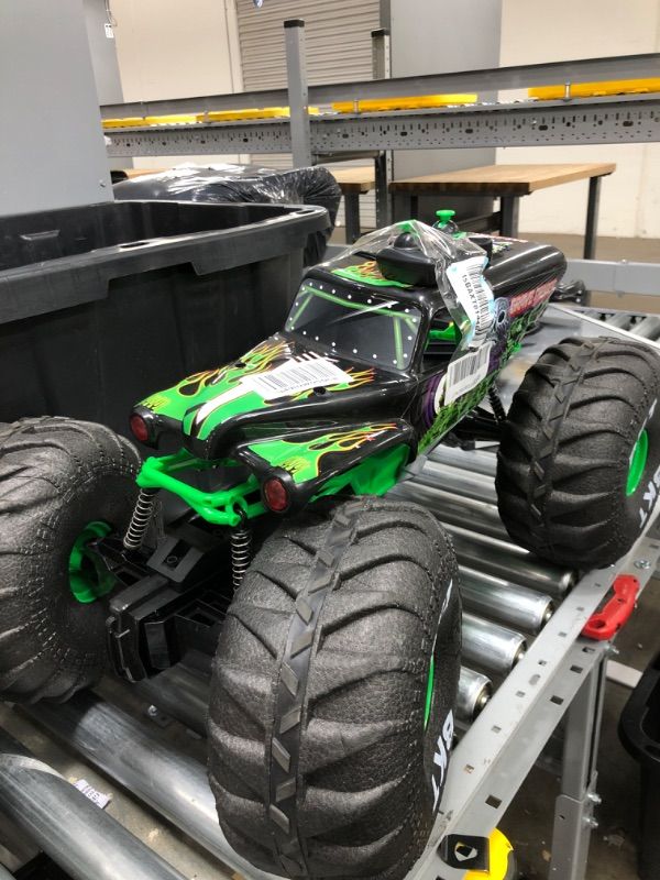 Photo 3 of **parts only**
Monster Jam, Official Mega Grave Digger All-Terrain Remote Control Monster Truck with Lights, 1: 6 Scale
