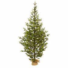 Photo 1 of 6 ft. Fraser Fir Christmas Tree w/ 250 LEDs, 1243 Tips, Burlap Base Home Decor
