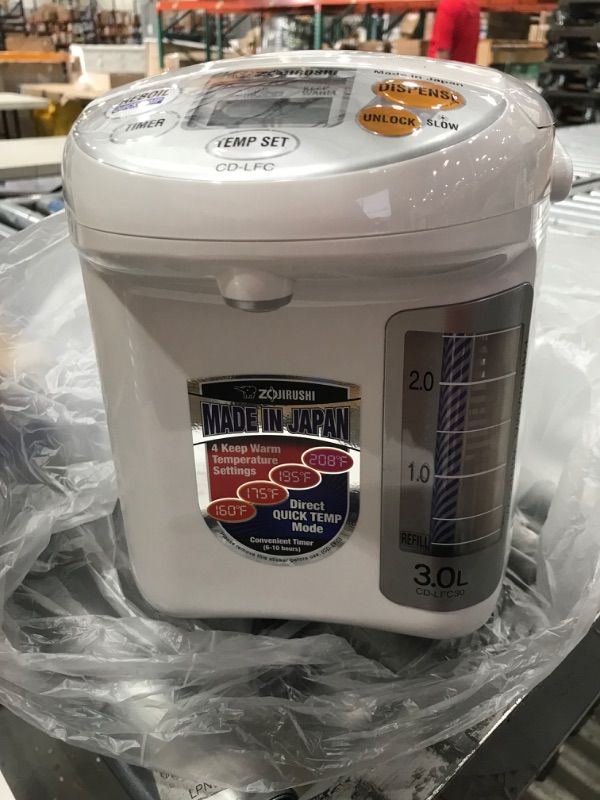 Photo 1 of Zojirushi CD-LFC30 Panorama Window Micom Water Boiler and Warmer, 101 oz/3.0 L, White
HAS BEEN PREVIOULSY OPENED