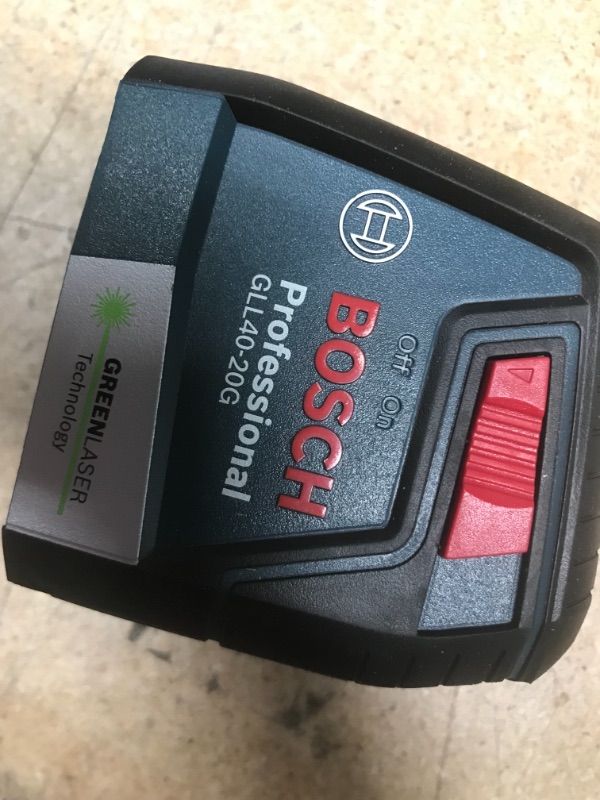 Photo 5 of *SEE COMMENT* Bosch 40 Ft. Green Cross Line Laser Level Self Leveling with VisiMax Technology, 360 Degree Mounting Device and Carrying Pouch
