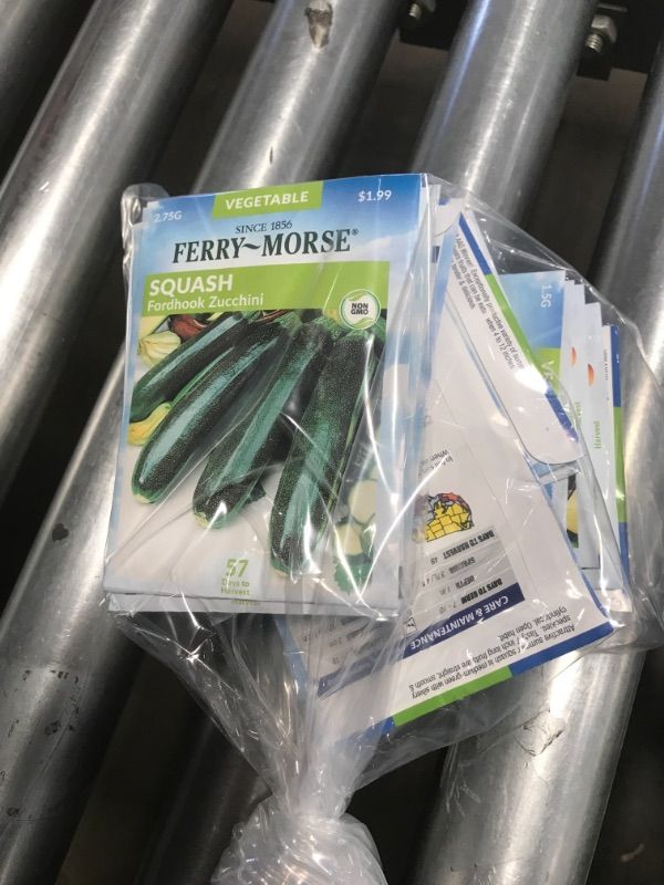 Photo 1 of **20 PACK**
FERRY MORSE RANDOM VEGETABLE SEED BUNDLE