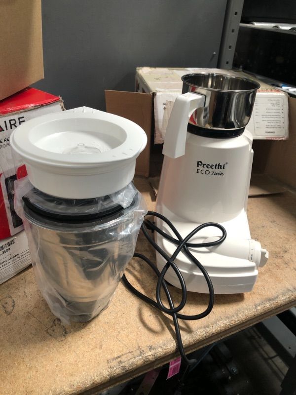 Photo 2 of ***PARTS ONLY*** Preethi Eco Twin Mixer Grinder, 110 Volt, White, 2 Jar
