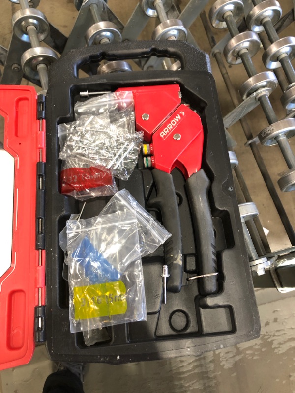 Photo 1 of Arrow 1-Handed Swivel Riveter Kit
