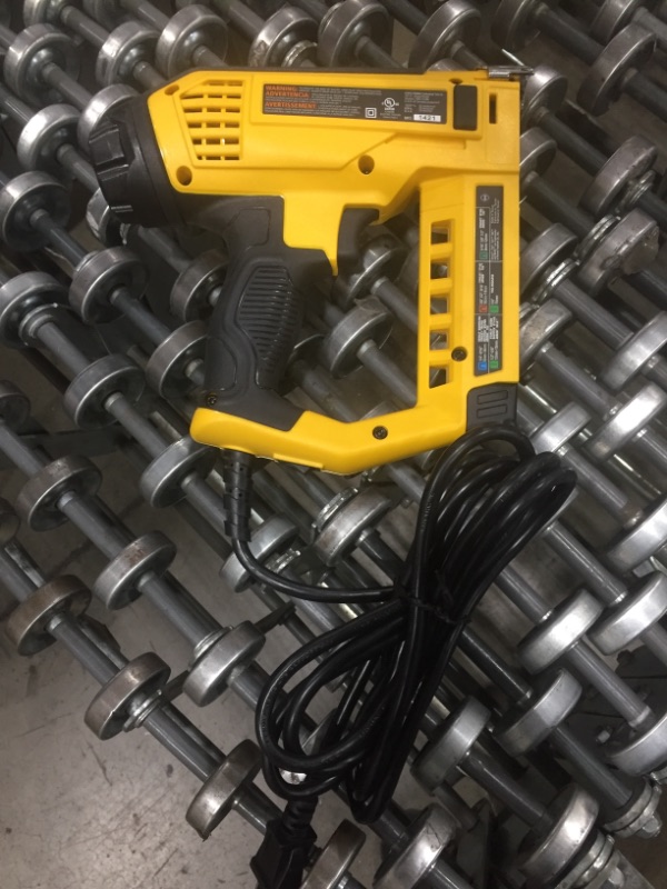 Photo 3 of 
DEWALT
5-in-1 Multi-Tacker and Brad Nailer