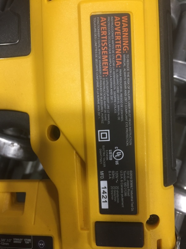 Photo 2 of 
DEWALT
5-in-1 Multi-Tacker and Brad Nailer