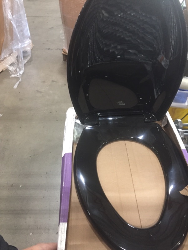 Photo 3 of BLACK TOILET SEAT COVER
