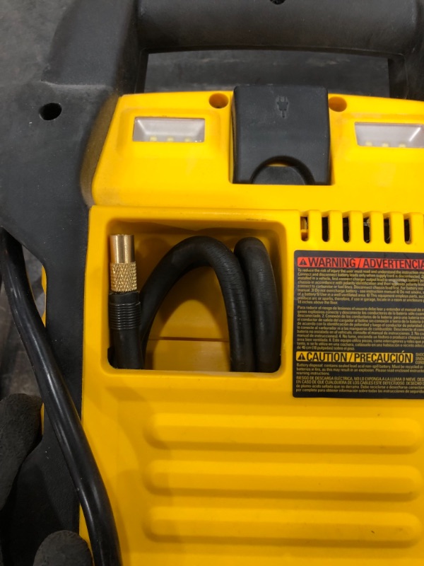 Photo 3 of *USED*
DEWALT 1400 Peak Amp Portable Car Jump Starter with Digital Compressor