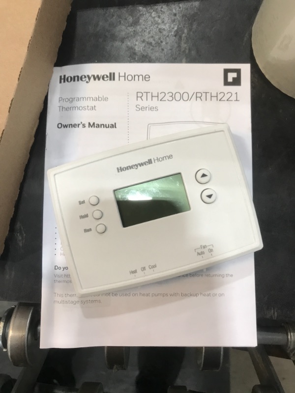 Photo 2 of *possibly USED*
*MISSING hardware*
Honeywell Home 1-Week Programmable Thermostat with Digital Display