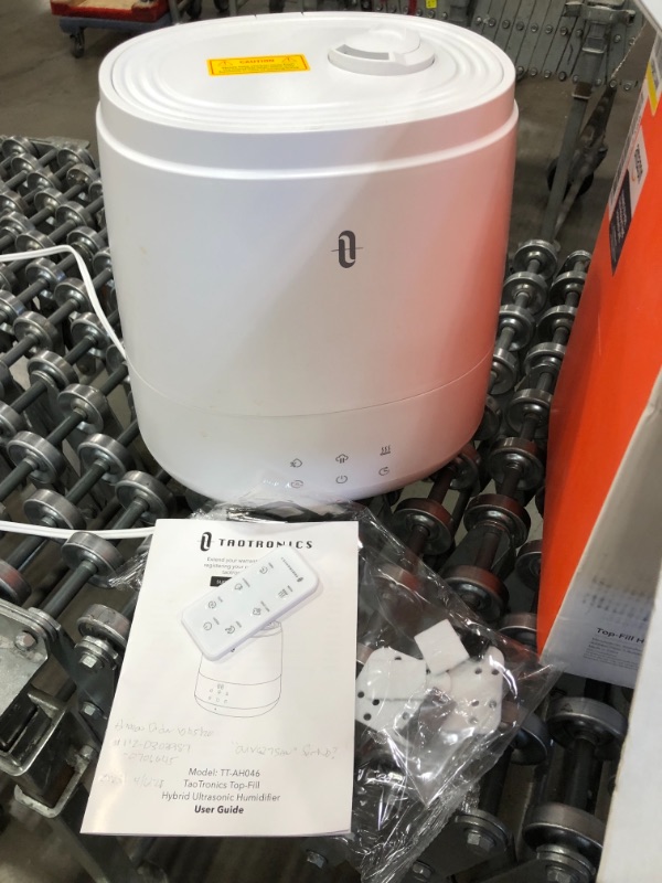 Photo 2 of *USED*
Taotronics Humidifier