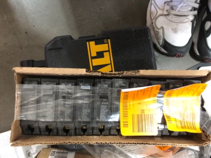Photo 1 of 10 GE Thql1120 Single Pole Circuit Breaker, 15 Amp