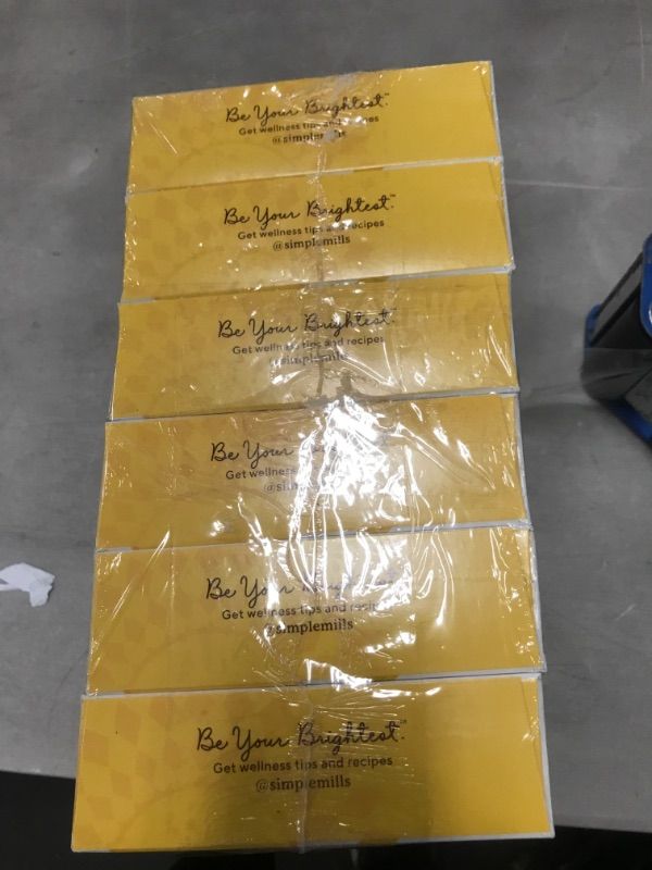 Photo 1 of EXP DATE: 01-18-2022 Simple Mills Almond Flour Baking Mix, Gluten Free Vanilla Cake Mix, Muffin pan ready, Good for Baking, Nutrient Dense, 11.5oz, 6 Count