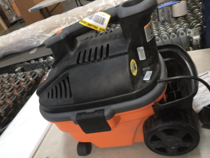 Photo 1 of  does not turn on - 4 Gallon 5.0-Peak HP Portable Wet/Dry Shop Vacuum with Fine Dust Filter, Hose and Accessories
