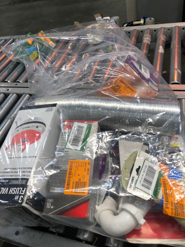 Photo 2 of ***SOLD AS IS *** BUNDLE OF ASSORTED HOME , ELECTRICAL & PLUMBING ITEMS 