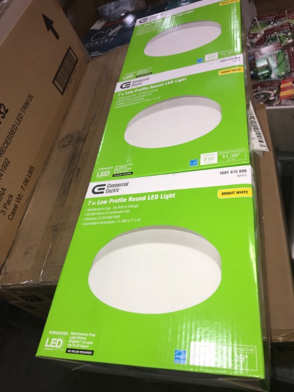 Photo 2 of 3pck-Commercial Electric 7 in. Low Profile Round LED Flush Mount Ceiling Light Fixture Modern Smooth Cover 810 Lumens 4000K Bright White
