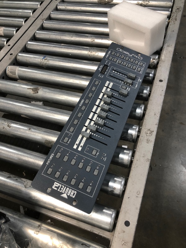 Photo 1 of CHAUVET DJ OBEY40 Universal DMX Light/Fog Machine Controller
