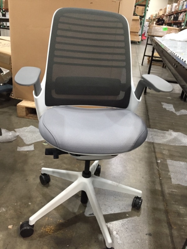 Photo 3 of Steelcase Series 1 Office Chair, Carpet Casters, Grey
