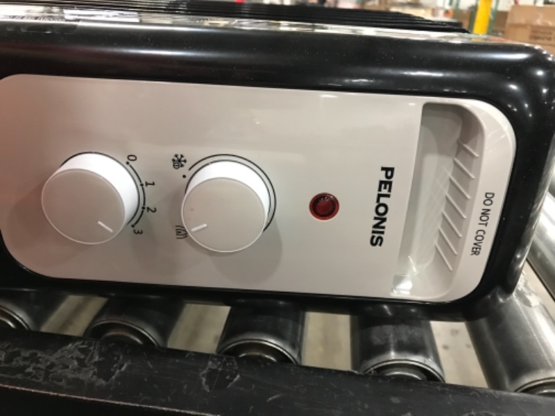 Photo 1 of **PARTS ONLY** Pelonis 1,500-Watt Oil-Filled Radiant Electric Space Heater with Thermostat, Black
