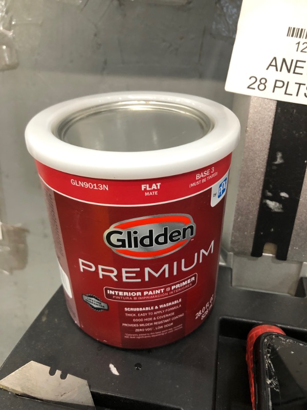 Photo 3 of 1 gal. Base 1 Flat Interior Paint
& 
Premium Interior paint latex primer 