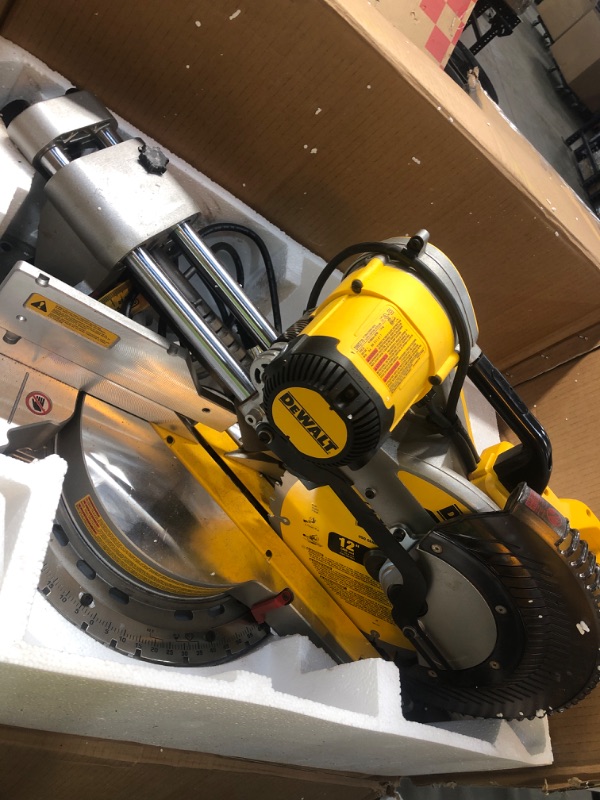 Photo 2 of DEWALT Sliding Compound Miter Saw, 12-Inch (DWS779)
