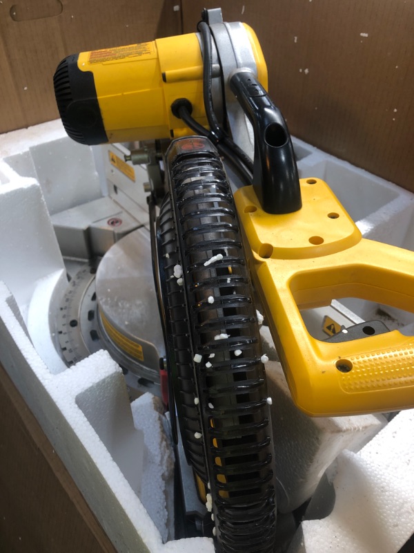 Photo 3 of DEWALT Sliding Compound Miter Saw, 12-Inch (DWS779)
