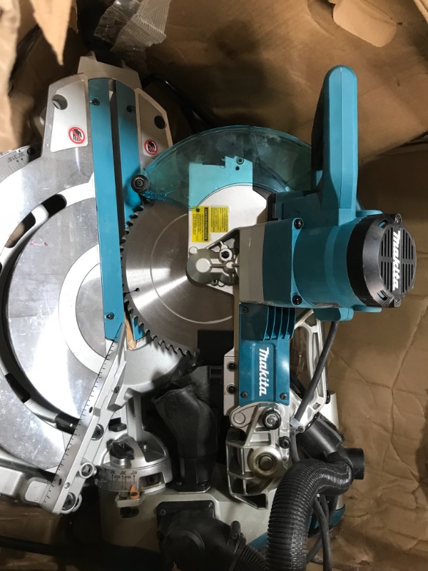 Photo 3 of Makita LS1018 10” Dual Slide Compound Miter Saw
