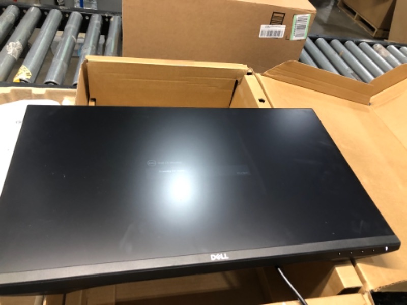 Photo 2 of Dell P2419HC - LED Monitor - Full HD (1080P) - 24"
