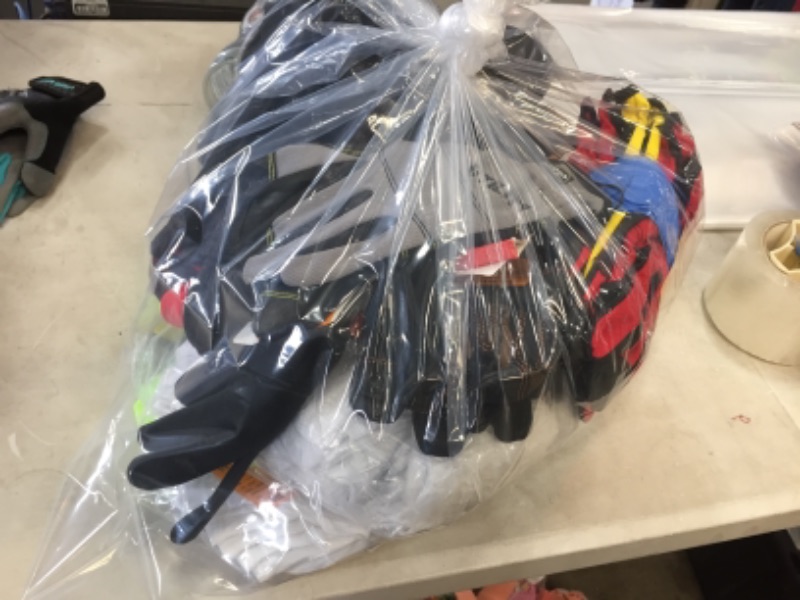 Photo 1 of SOLD AS IS : MECHANIC WORKER GLOVES BUNDLE : NON-REFUNDABLE