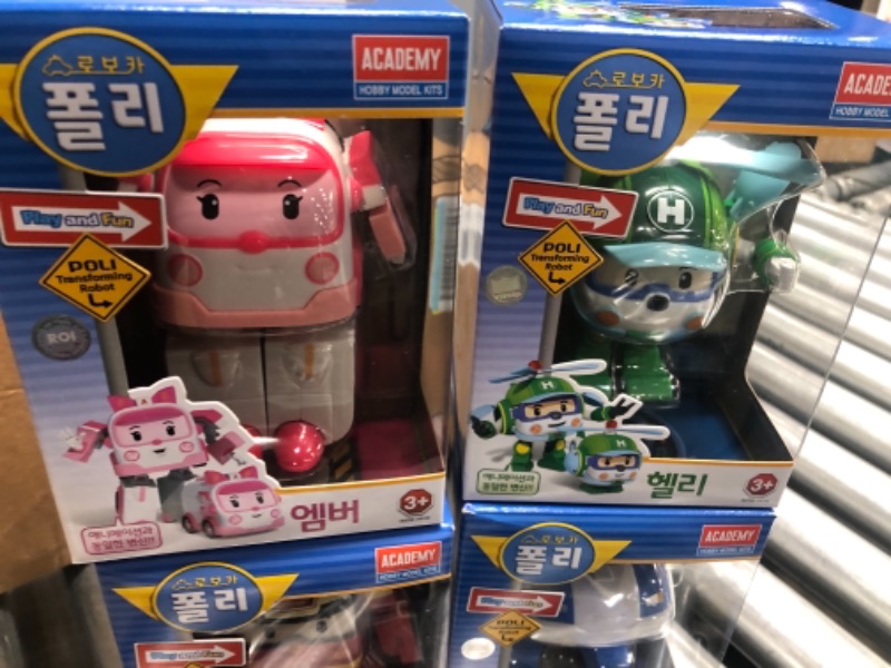 Photo 4 of [4 Pack] Robocar Poli Poli + Amber + Roy + Helly Transforming Robot, 4" Transformable Action Toy Figure Exclusive Bundle Pack Gift
