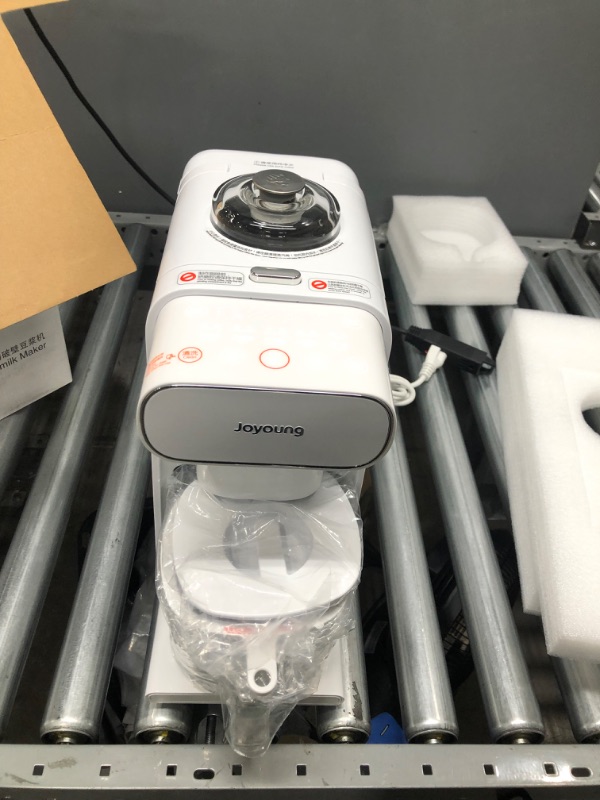 Photo 1 of Joyoung DJ10U-K61 Automatic Self-cleaning Soy Milk Maker, 4 in 1 function?Coffee Maker, Juice Maker, Electrical Water Kettle, 300-1000ML, White
