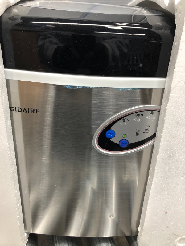 Photo 2 of ***USED***
Frigidaire EFIC115-SS Home/Office 48 Pounds Countertop Compact Freestanding Electric Ice Cube Maker Dispenser Machine with Ice Scoop, Stainless Steel