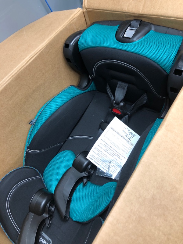 Photo 2 of ***MANUFACTURE DATE: 2021/12/28  Evenflo Chase Lx Harnessed Booster Car Seat
