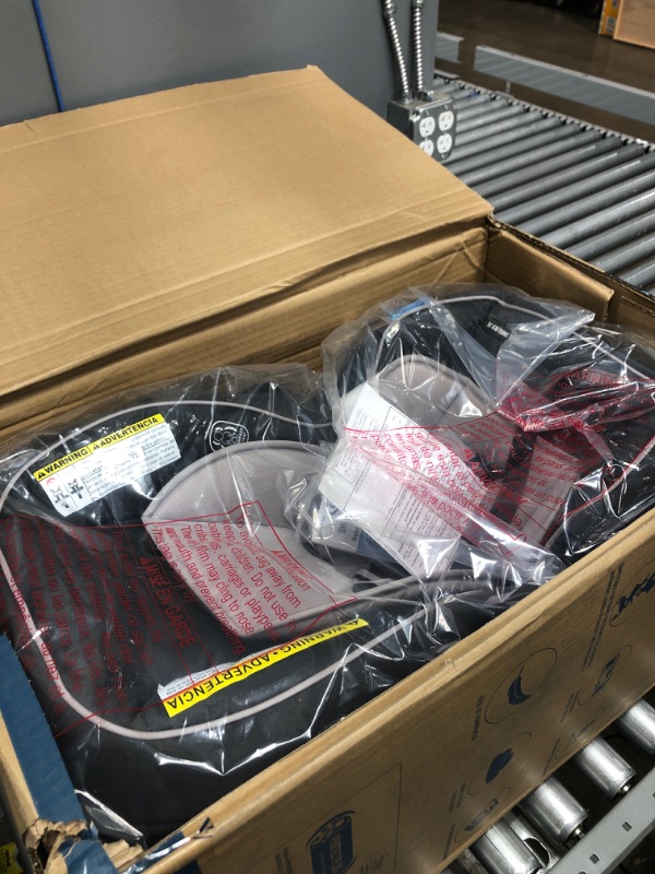 Photo 1 of ***MANUFACTUE DATE: 2021/07/26  Graco Snugride® Snuglock® 35 Infant Car Seat, Redmond Grey
