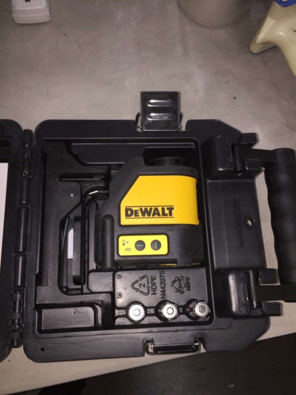 Photo 2 of 165 ft. Green Self-Leveling Cross Line Laser Level with (3) AAA Batteries & Case
