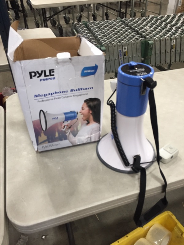 Photo 4 of PylePro PMP50 50 Watt 1,200 Yard Sound Range Portable Bullhorn Megaphone Speaker with Built In MP3 Input Jack and Loud Siren Alarm, Blue