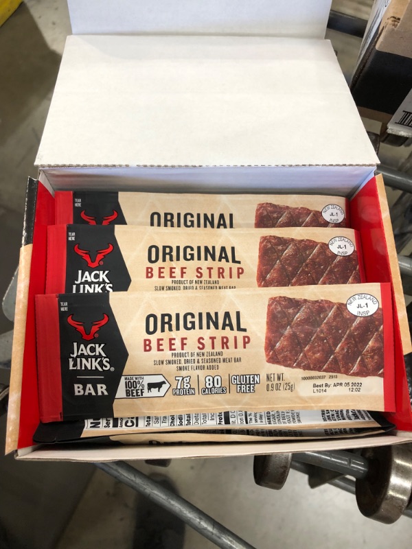 Photo 2 of *NON REFUNDABLE*
*EXPIRES Apr 05 2022*
Jack Link's Beef Jerky Bars, Original, 12 Count - 7g of Protein and 80 Calories Per Protein Bar, Made with Premium Beef, No added MSG - Keto Friendly and Gluten Free Snacks (Packaging May Vary)
