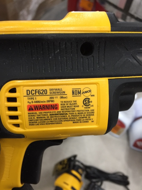 Photo 6 of *MISSING batteries*
DEWALT 20V MAX XR Drywall Screw Gun & Cut-out Tool Combo Kit