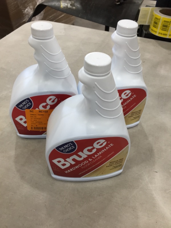 Photo 2 of *MISSING spray tops*
Bruce 32 oz. Hardwood and Laminate Floor Cleaner Trigger Spray, 3 pk