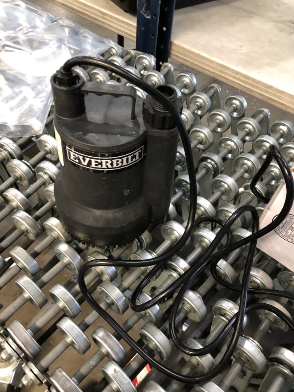 Photo 2 of 1/6 HP Plastic Submersible Utility Pump