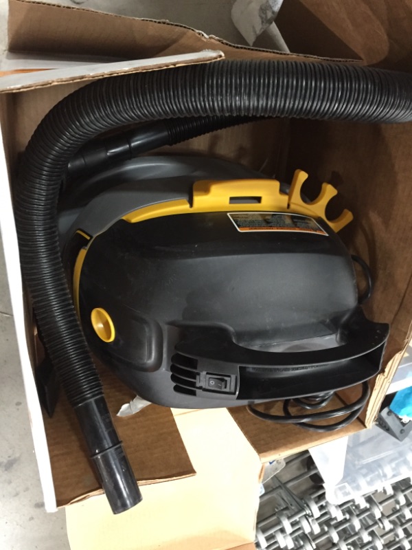 Photo 2 of Stinger
2.5 Gal. 1.75-Peak HP Compact Wet/Dry Shop Vacuum with Filter Bag, Hose and Accessories