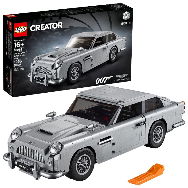 Photo 1 of LEGO Creator James Bond Aston Martin DB5 10262
