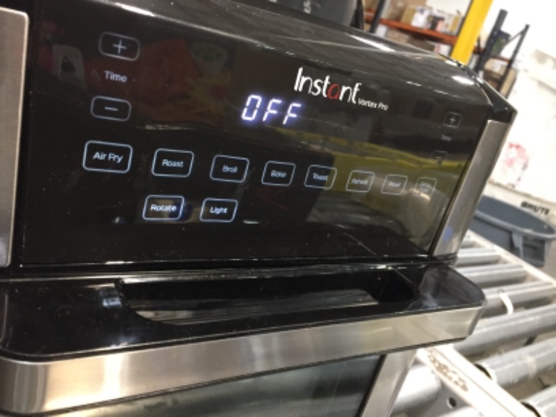 Photo 1 of broken handle - Instant Vortex Pro 10 qt 9-in-1 Air Fryer Toaster Oven