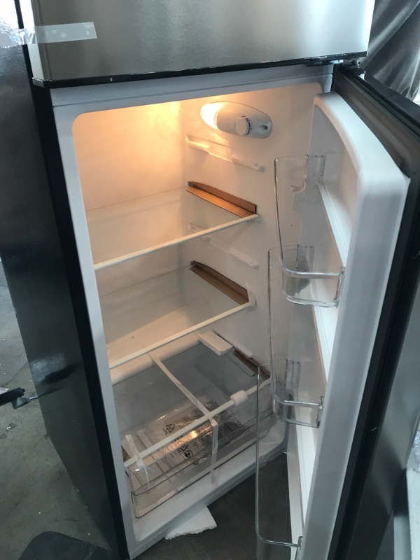 Photo 3 of 7.1 cu. ft. Top Freezer Refrigerator in Stainless Steel Look
