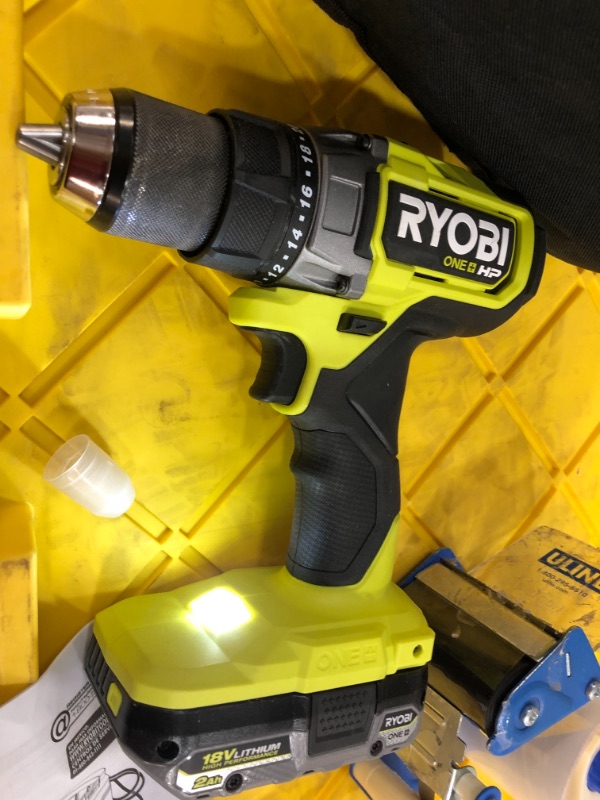 Photo 4 of (MISSING CHARGER)
RYOBI ONE+ HP 18V Brushless Cordless Compact 1/2 in. Drill/Driver Kit with (2) 1.5 Ah Batteries, and Bag