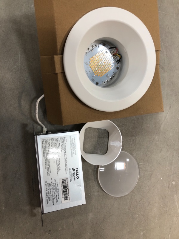 Photo 2 of Halo
LCR6 6 in. Selectable CCT Round Canless Integrated LED White Recessed Light Retrofit Module Trim, 2100 Lumens