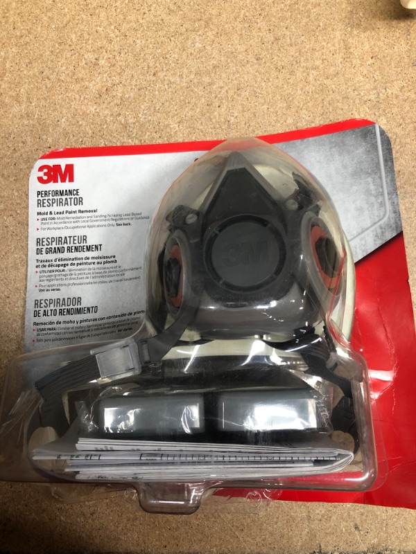 Photo 2 of 3M
P100 Mold and Lead Paint Removal Reusable Respirator, Size Medium