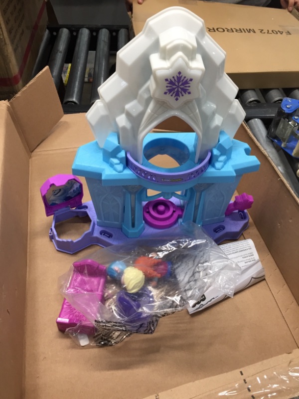 Photo 2 of Fisher-Price Little People – Disney Frozen Elsa’s Enchanted Lights Palace musical playset with Anna and Elsa figures for toddlers and preschool kids
