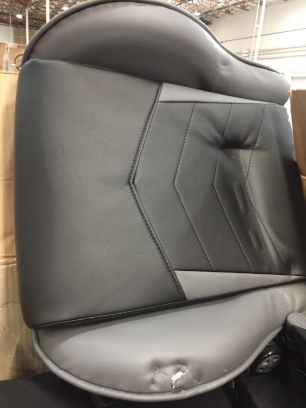 Photo 7 of RESPAWN 200 Racing Style Gaming Chair, in Gray RSP 200 GRY
