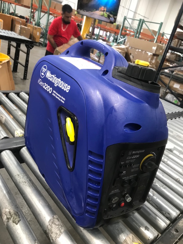 Photo 4 of Westinghouse Outdoor Power Equipment iGen2200 Super Quiet Portable Inverter Generator 1800 Rated & 2200 Peak Watts, Gas Powered, CARB Compliant
