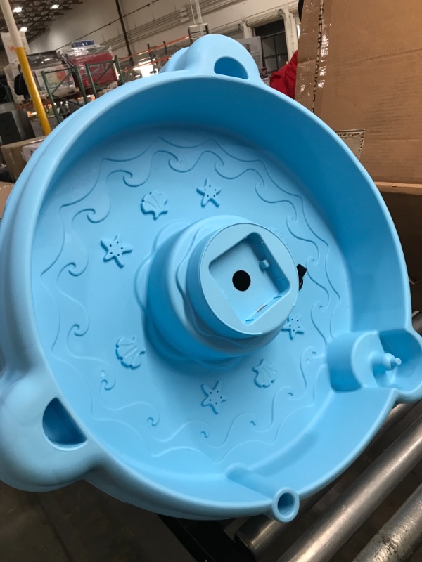 Photo 2 of Little Tikes Fish 'n Splash Water Table
